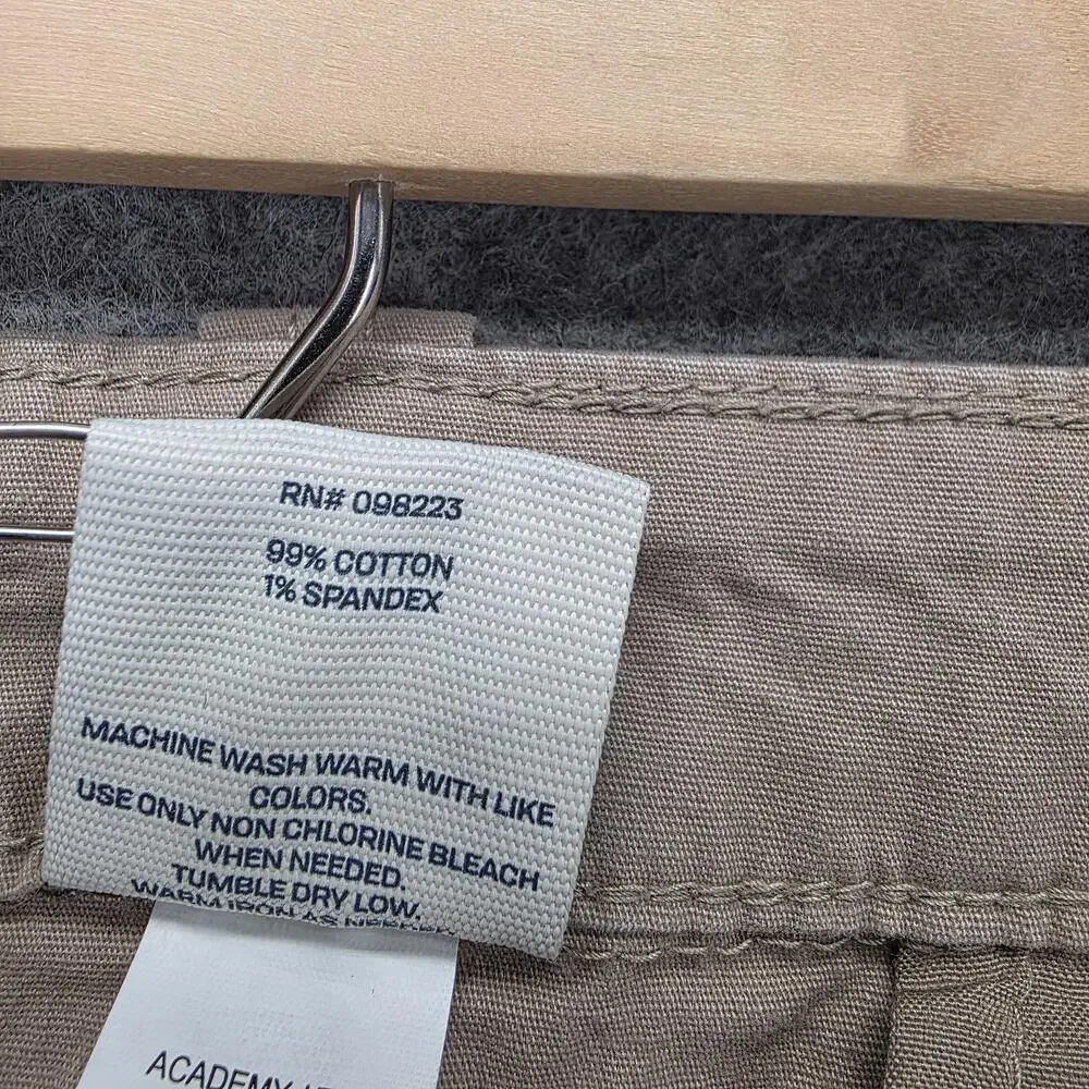 Magellan Outdoors Shorts Mens 42W Khaki Chino Flat Front Cotton Stretch Casual